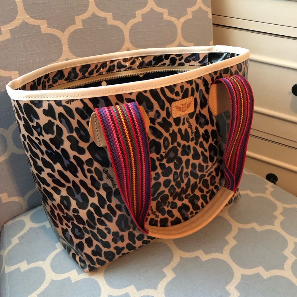 Consuela classic zipper tote leopard